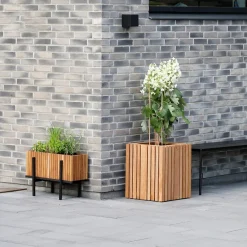 SQUARELY COPENHAGEN - Plantekasse - GrowBIG - Mørk Eg