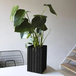 SQUARELY COPENHAGEN - Plantekasse - GrowSMALL - Ask Sort