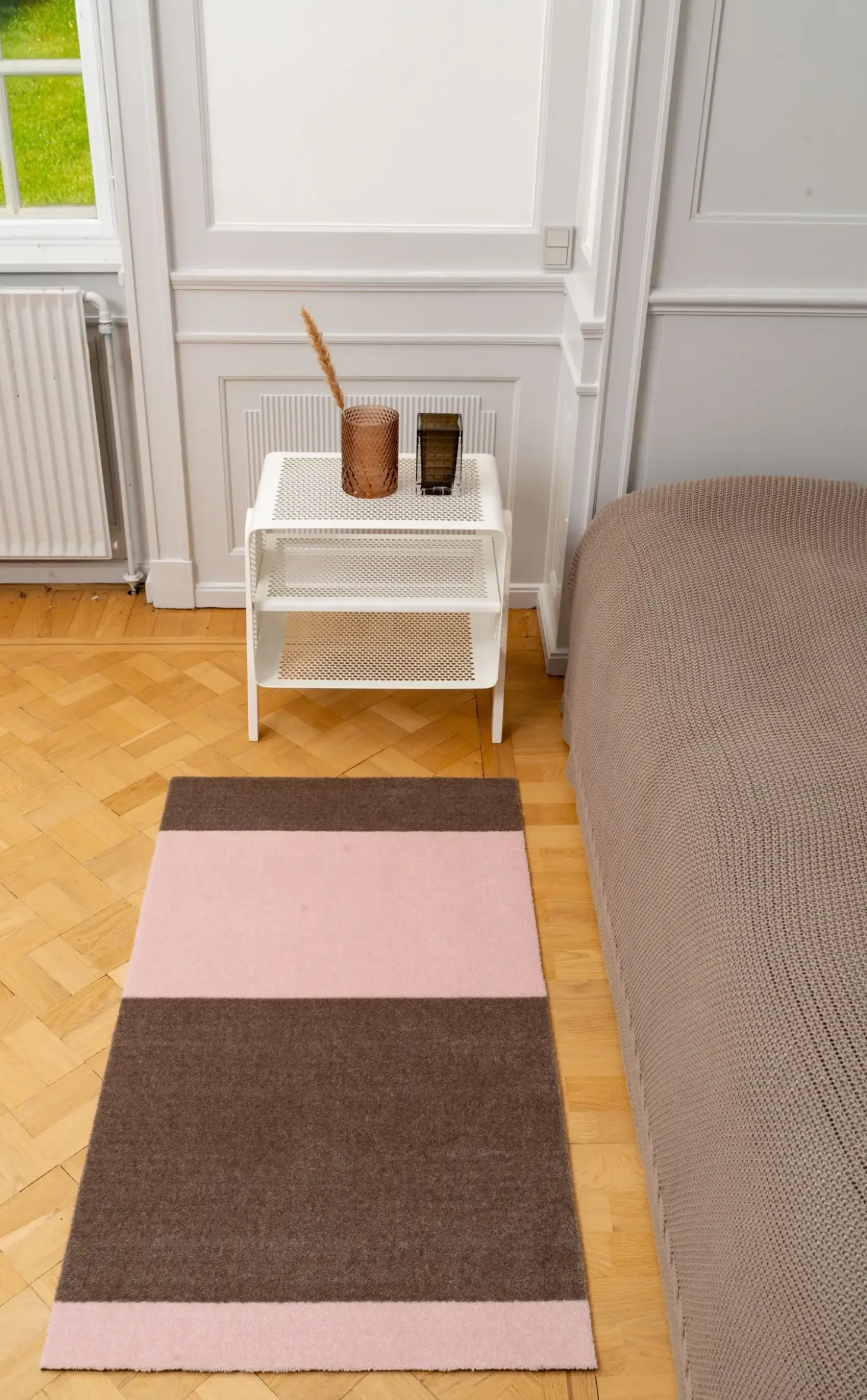 Tica Copenhagen - Smudsmåtte - Stripes Horizon - Sand/Lyserød - 90x130 cm