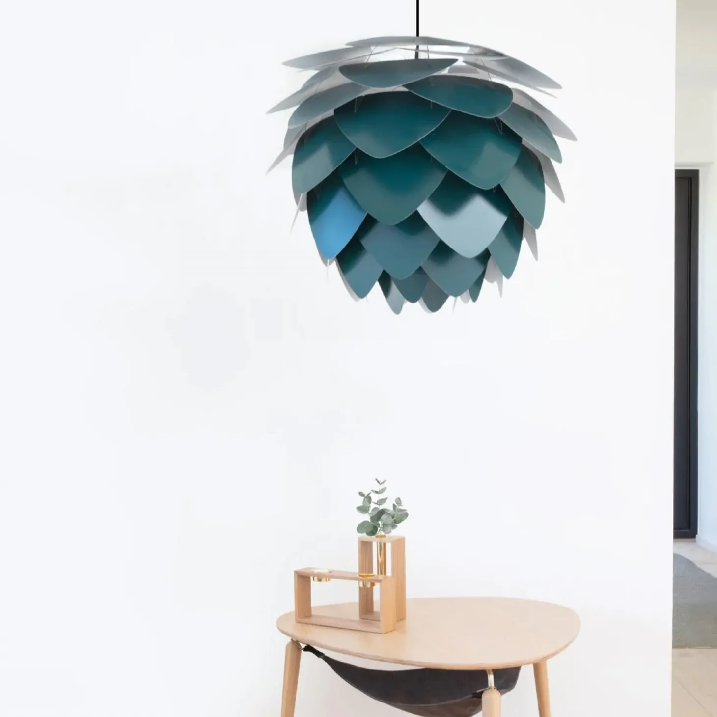 Umage - Lampe - Aluvia Pendel - Petrol blue - Medium Ø59 cm